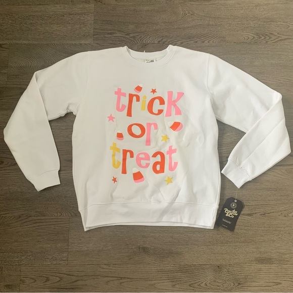 Pacific and Co Trick or Treat Halloween Sweatshirt - Size S - White/Orange - NWT - Picture 2 of 9